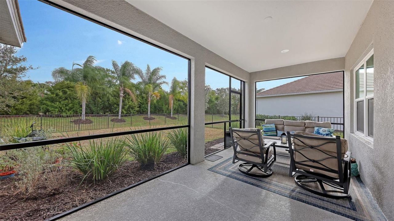 10193 Canaveral Circle, Sarasota, FL 34241 Photo