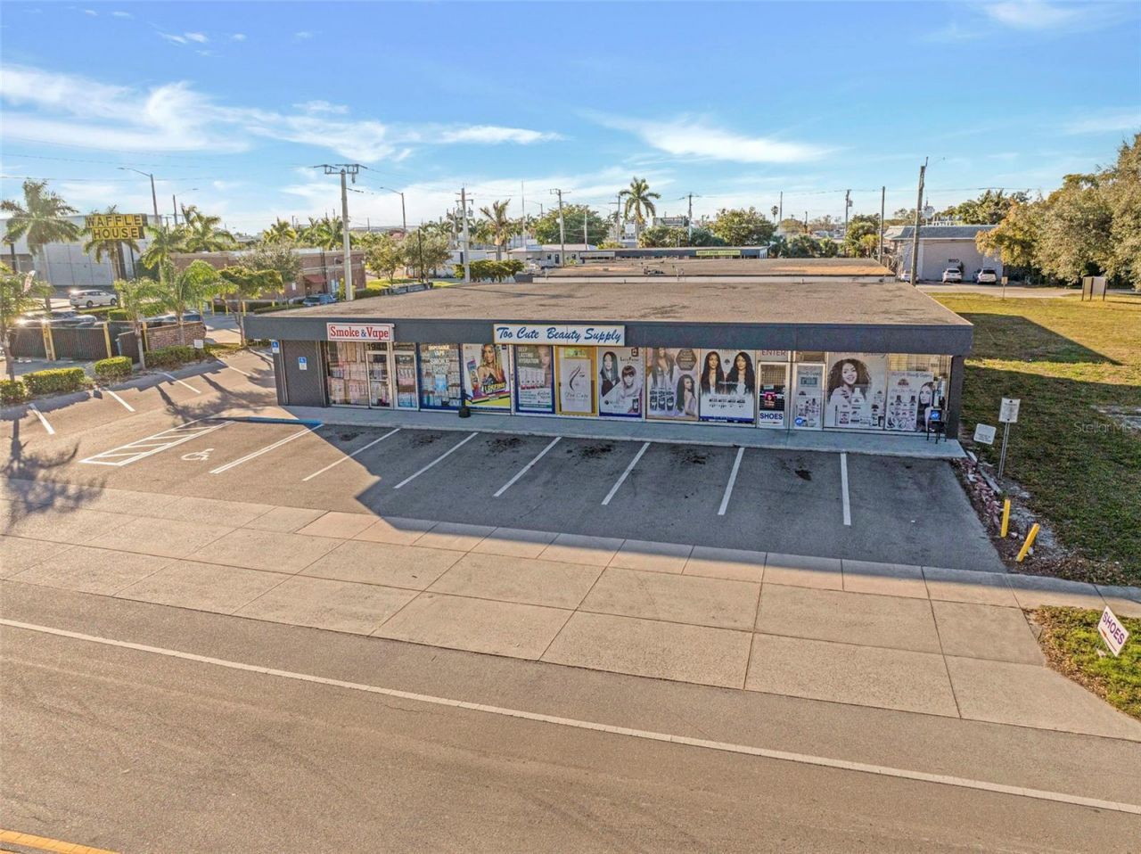 1940 Jefferson Ave, 1937-1945 & 1938-1946 Suwanee, Fort Myers, FL 33901 Photo