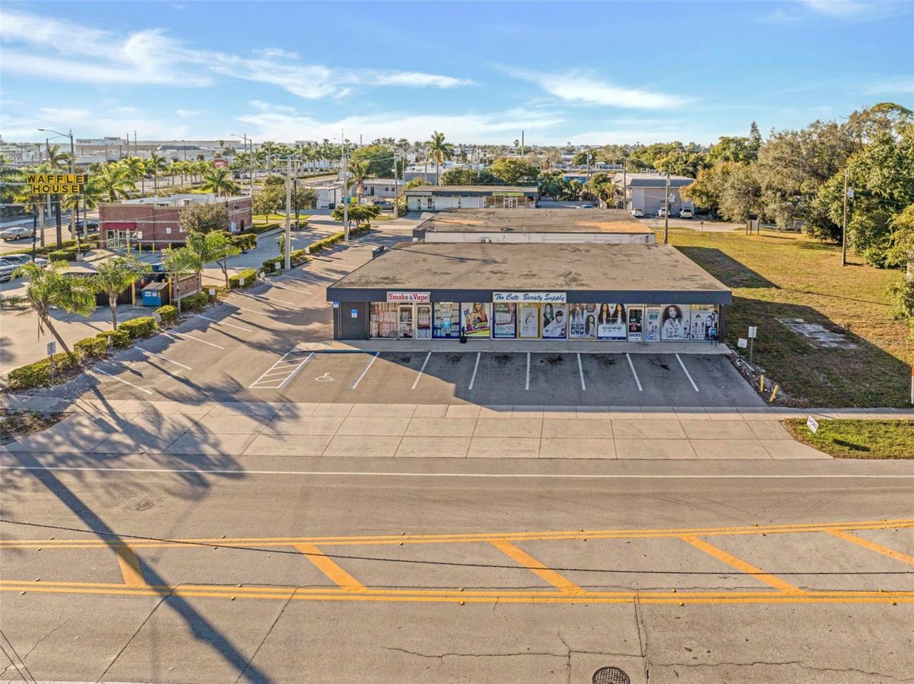 1940 Jefferson Ave, 1937-1945 & 1938-1946 Suwanee, Fort Myers, FL 33901 Photo