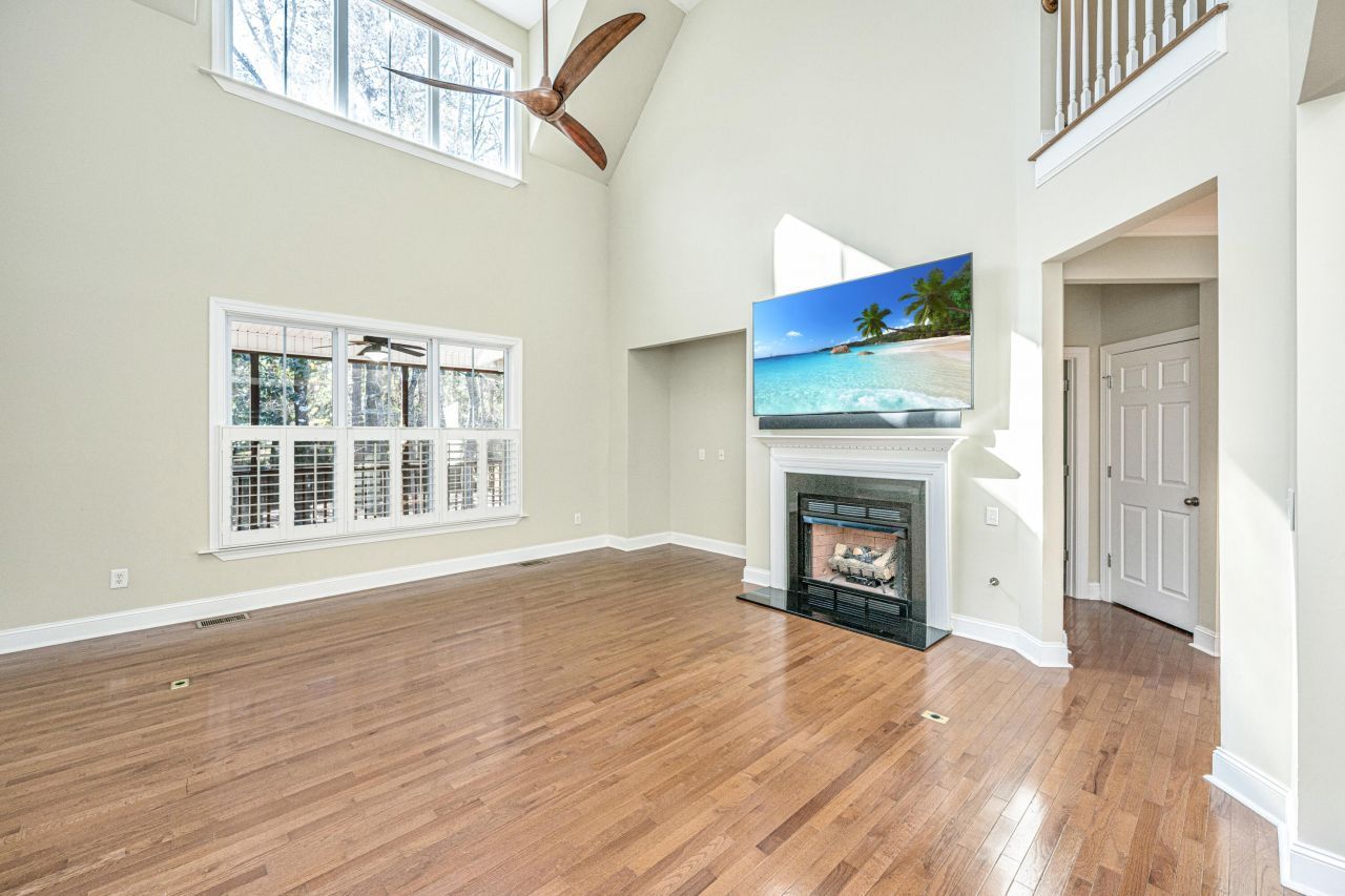 329 Ayers Circle Photo 15