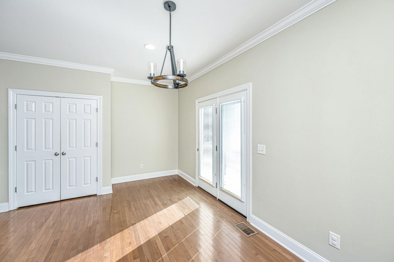 329 Ayers Circle Photo 26