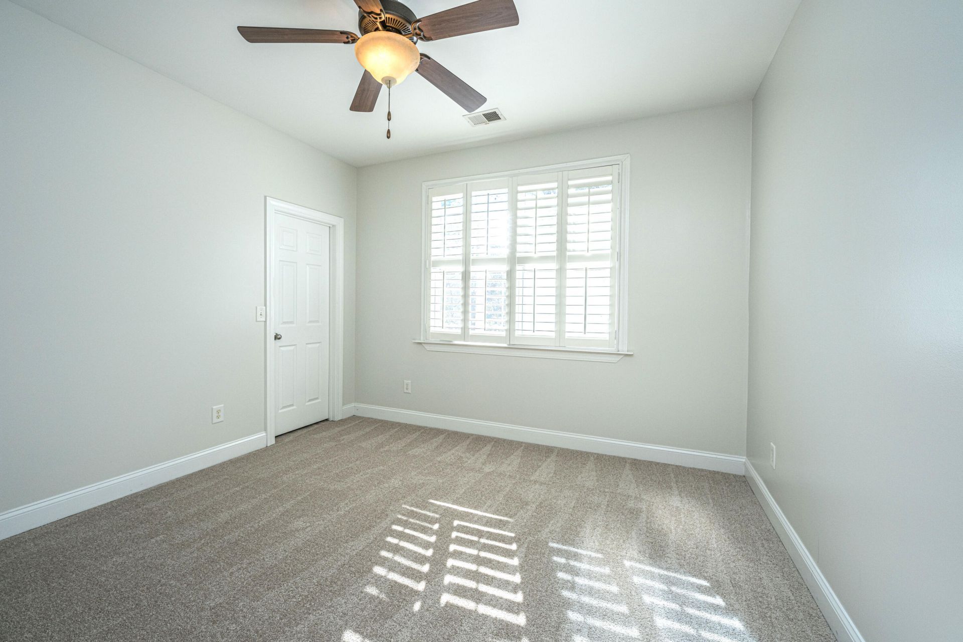 329 Ayers Circle Photo 59