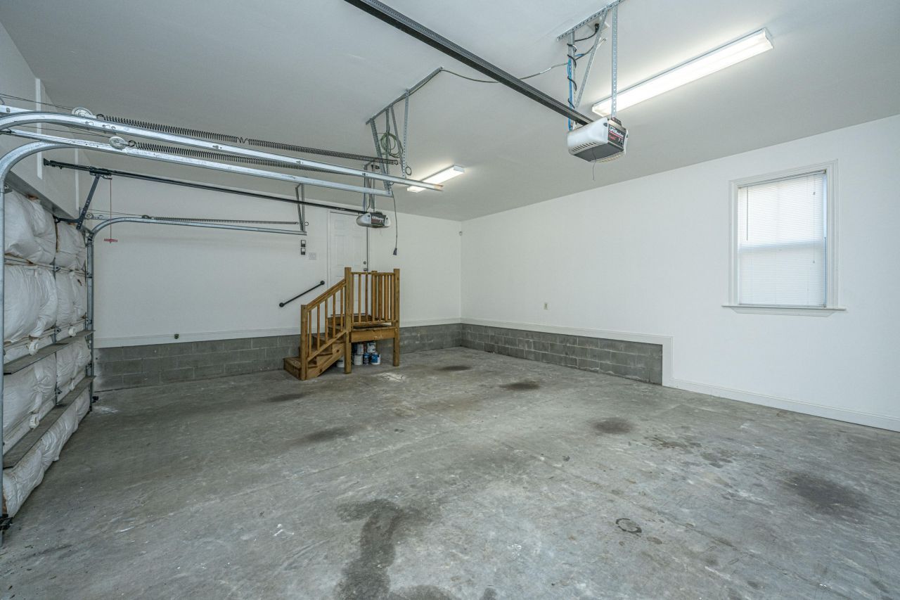 329 Ayers Circle Photo 60