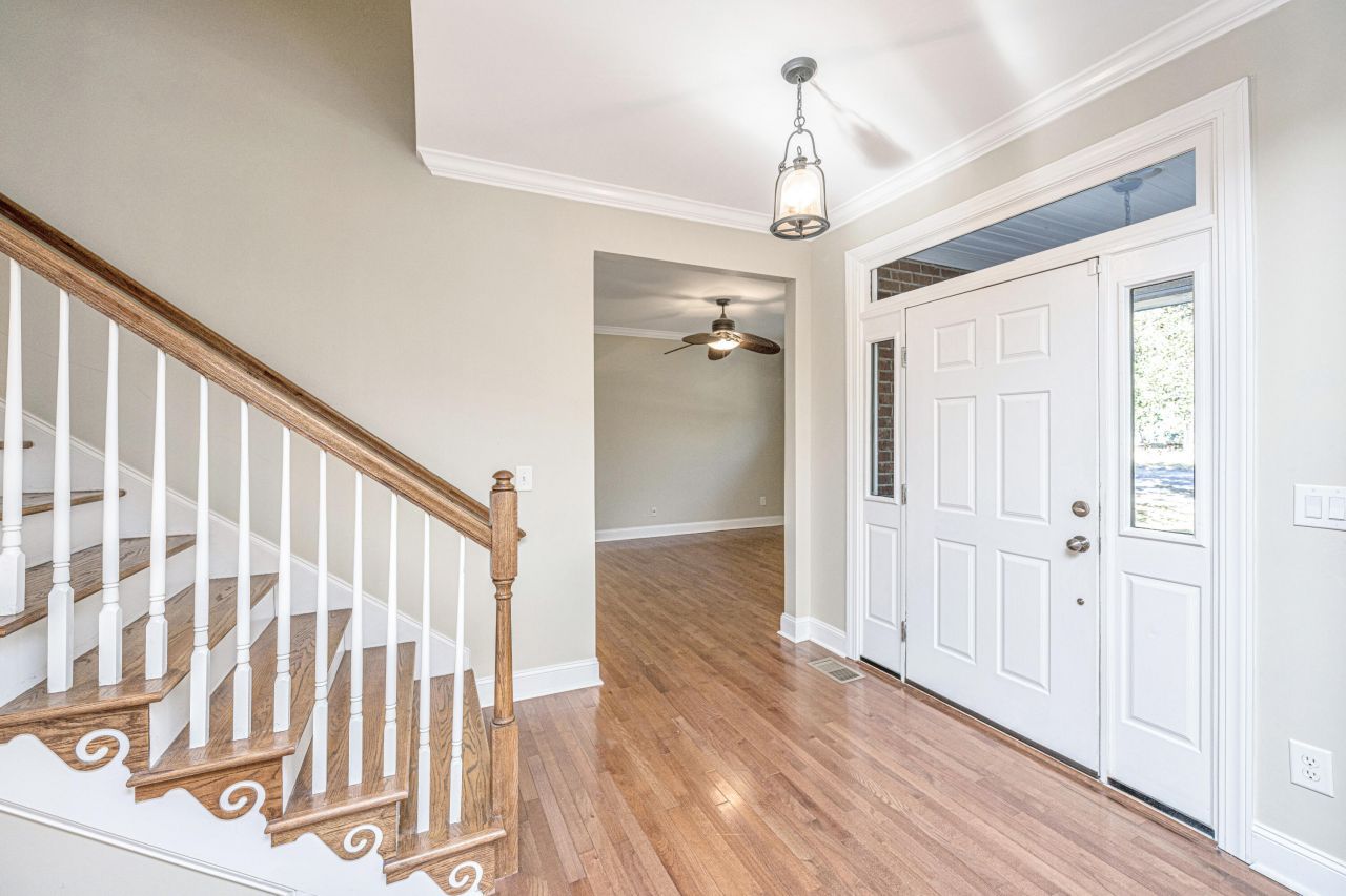 329 Ayers Circle Photo 8