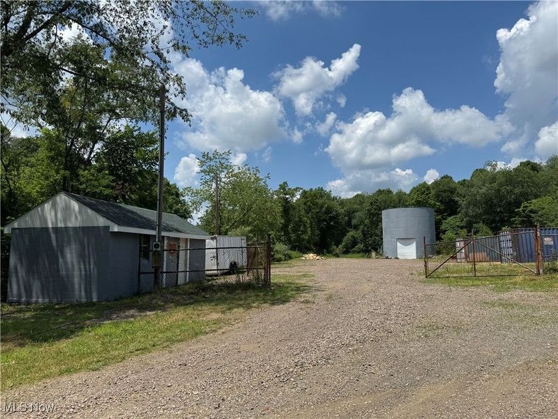 1147 Hope Road NW, Mineral City, OH 44656 Photo 6