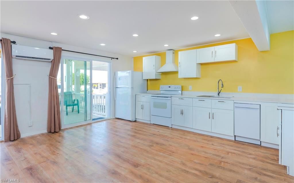 12277 Boat Shell Dr, Matlacha Isles, FL 33991 Photo