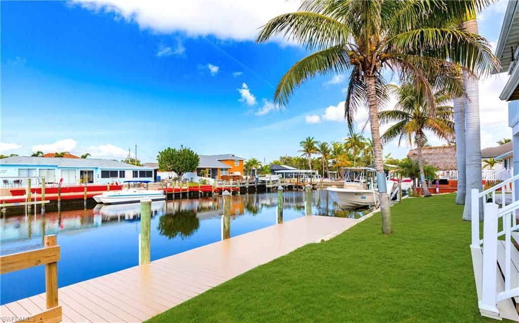 12277 Boat Shell Dr, Matlacha Isles, FL 33991 Photo