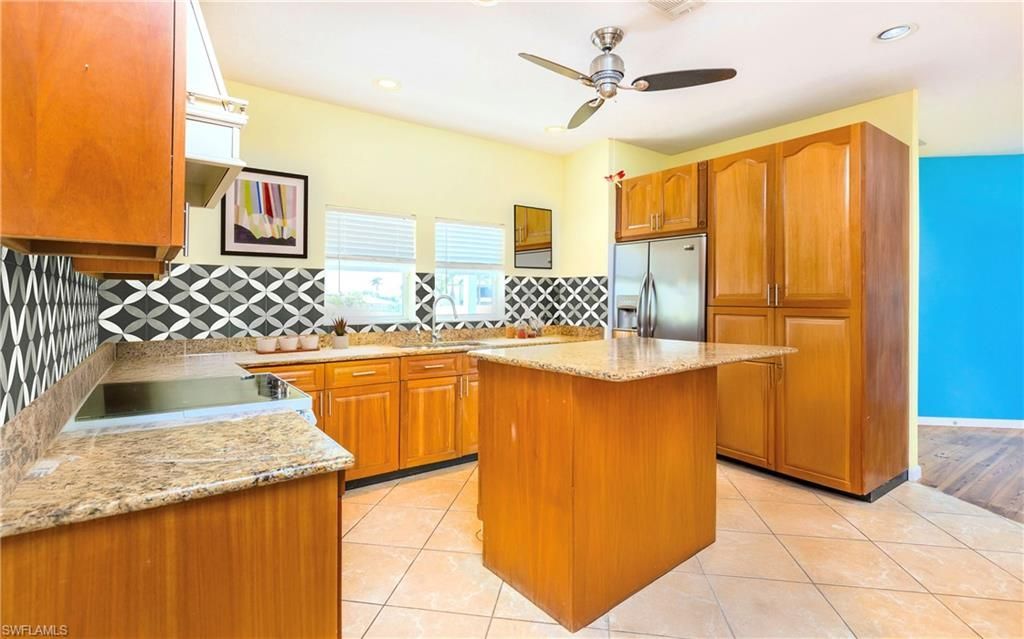 12277 Boat Shell Dr, Matlacha Isles, FL 33991 Photo