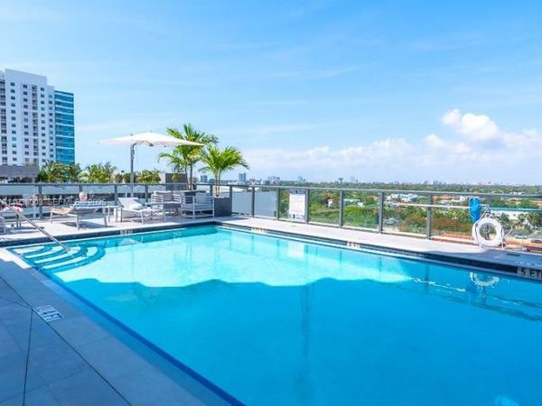 239 SW 9th St, Unit 2003, Miami, FL 33130