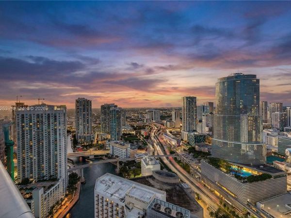 200 Biscayne Boulevard Way, Unit 4414, Miami, FL 33131