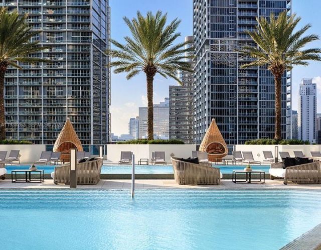 200 Biscayne Boulevard Way, Unit 4414, Miami, FL 33131 Photo