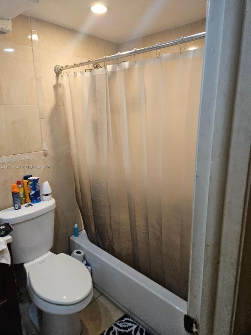 18755 NW 62nd Ave, Unit 101, Hialeah, FL 33015 Photo