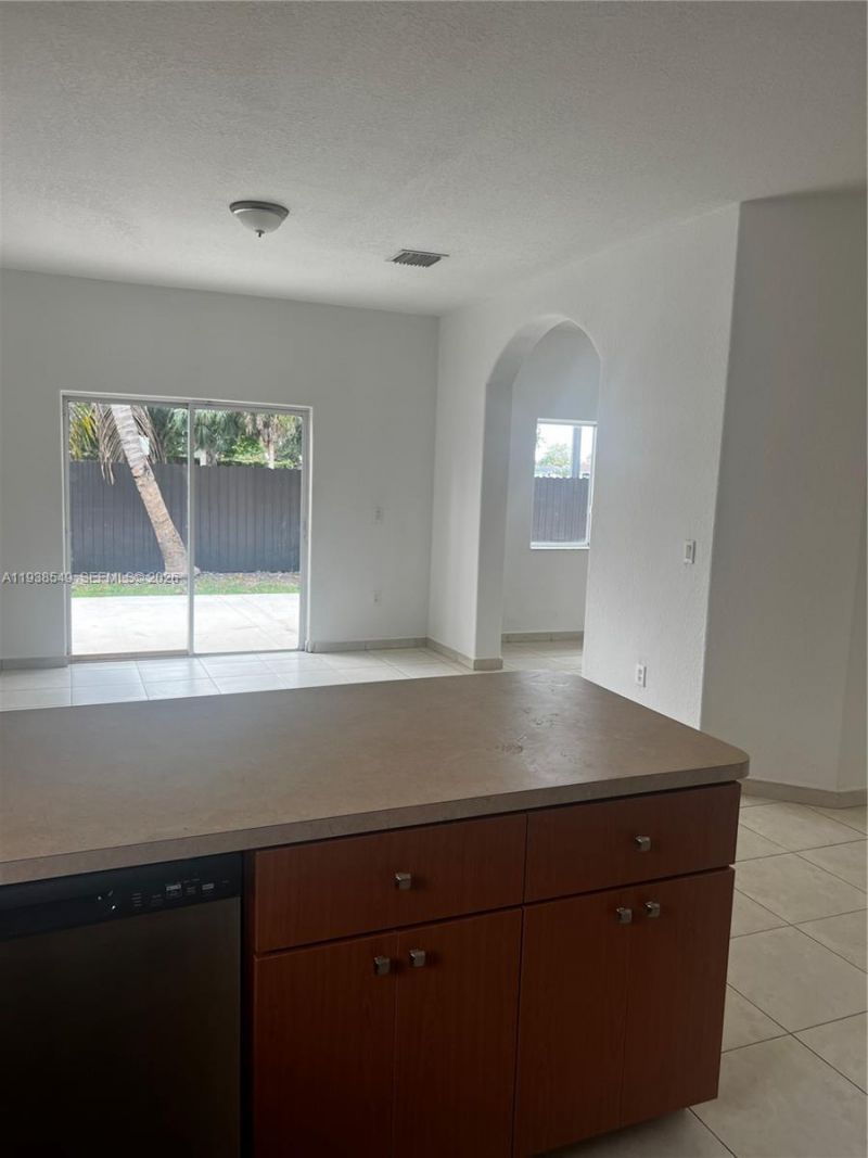 1304 SE 7th Ct, Unit 1304, Homestead, FL 33033 Photo