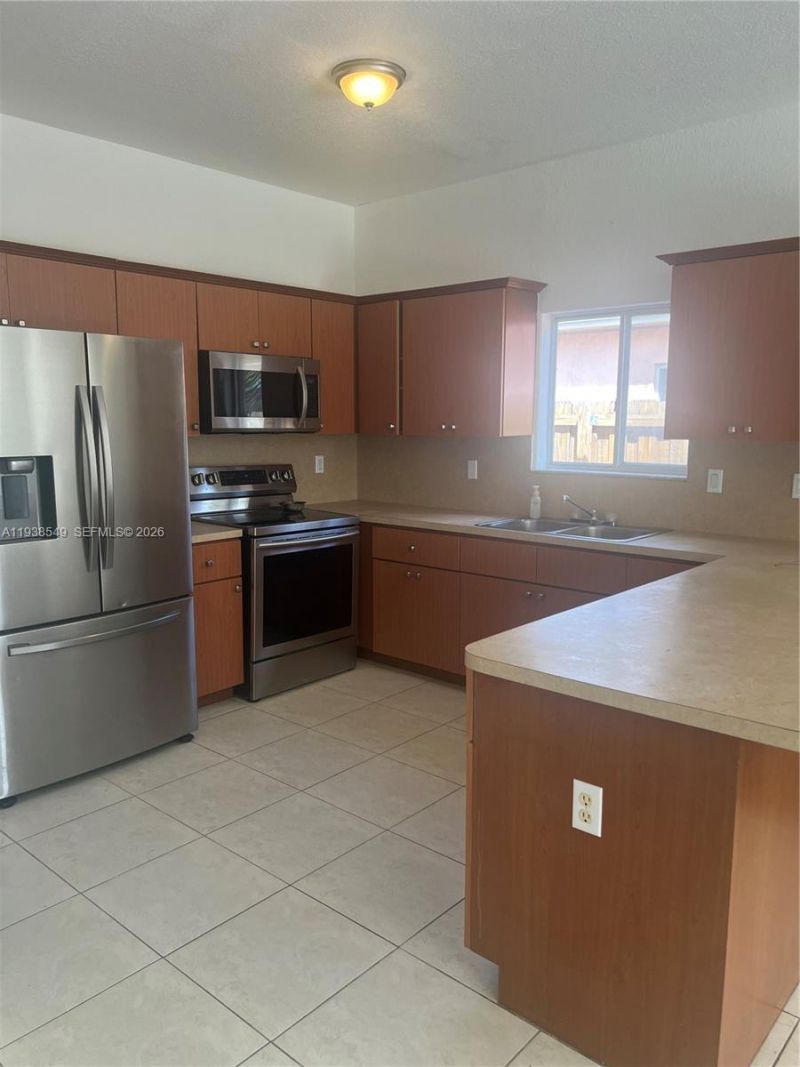 1304 SE 7th Ct, Unit 1304, Homestead, FL 33033 Photo