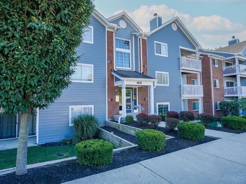 7746 Scioto Court, Unit 111, West Chester, OH 45069 Photo 2