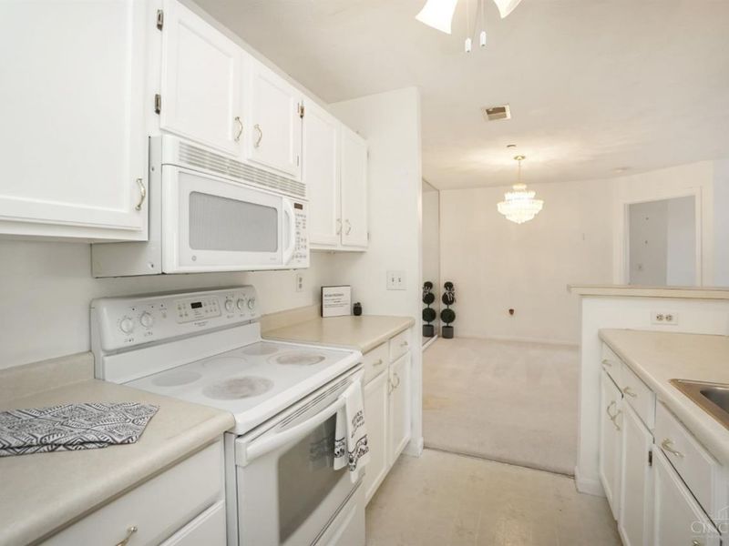 7746 Scioto Court, Unit 111, West Chester, OH 45069 Photo 9