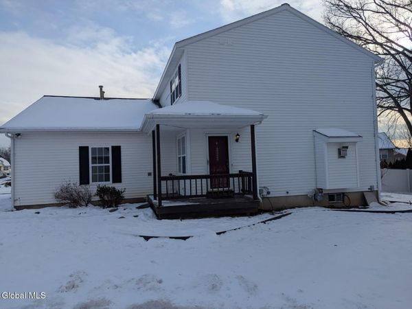 13 Erie Court, Waterford, NY 12188