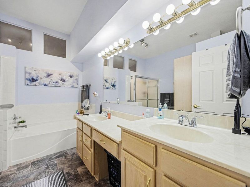 1518 Taramore Drive, Unit 303, Florence, KY 41042 Photo 28