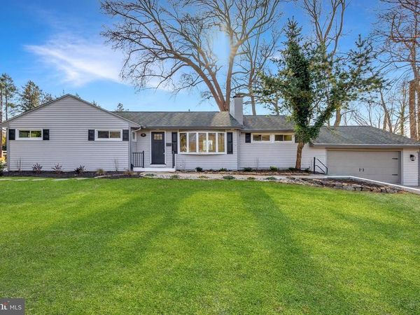 240 ELM AVENUE, WOODBURY HEIGHTS, NJ 08097