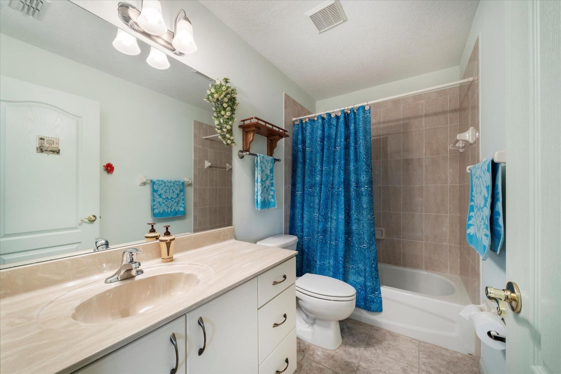 324 NE Gladiola Avenue, Port Saint Lucie, FL 34983 Photo