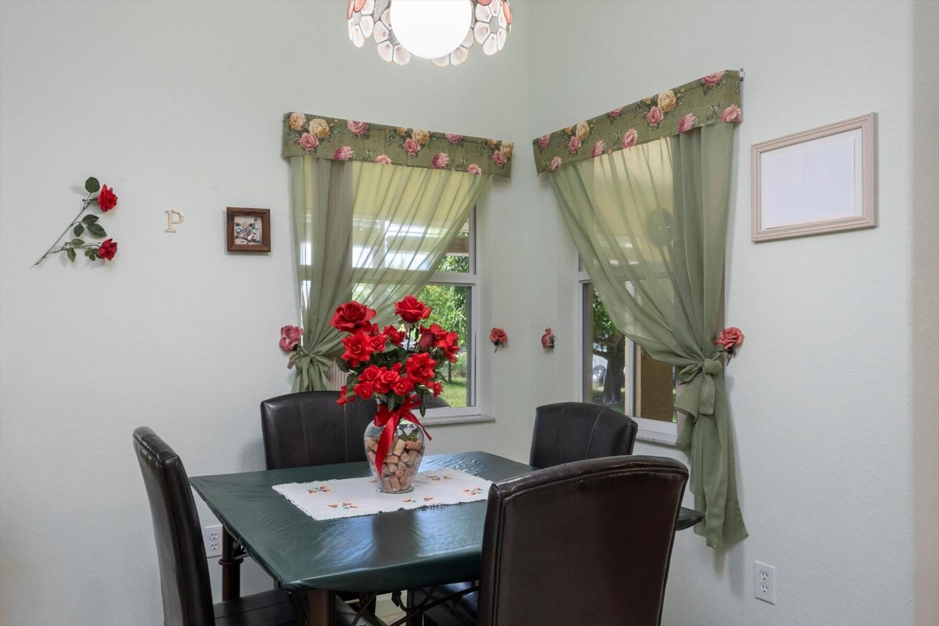 324 NE Gladiola Avenue, Port Saint Lucie, FL 34983 Photo