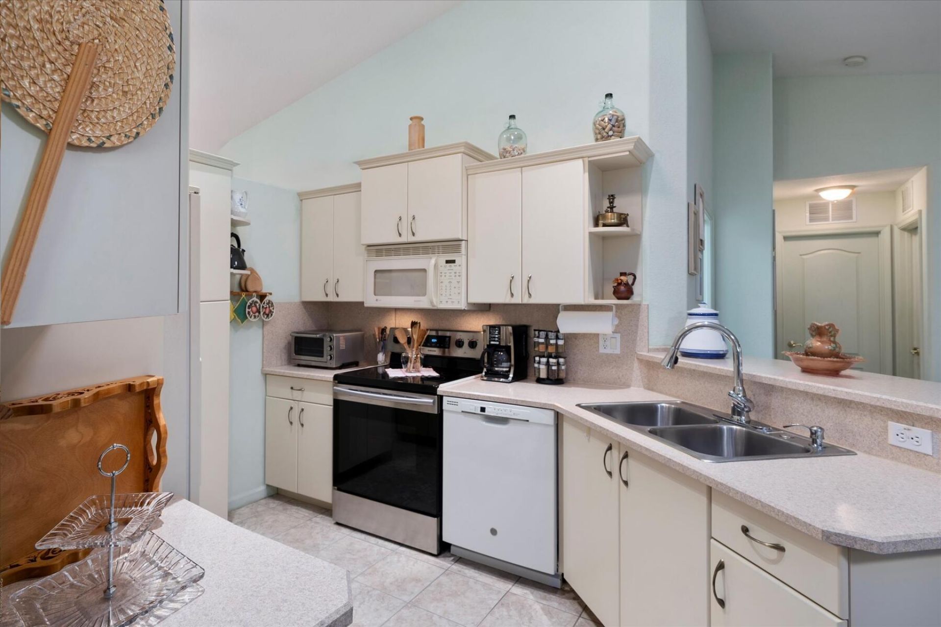 324 NE Gladiola Avenue, Port Saint Lucie, FL 34983 Photo