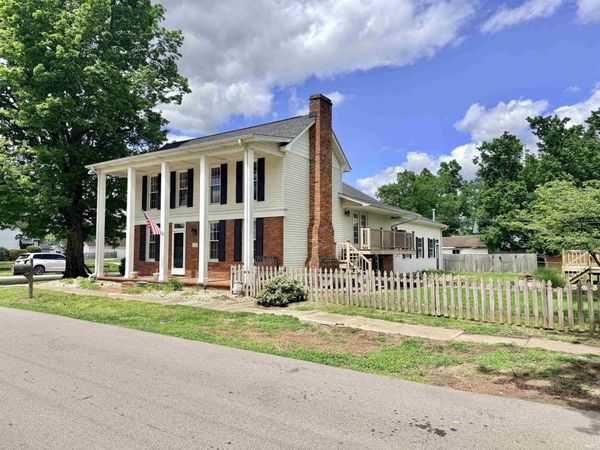 326 Harrah Street, Worthington, IN 47471