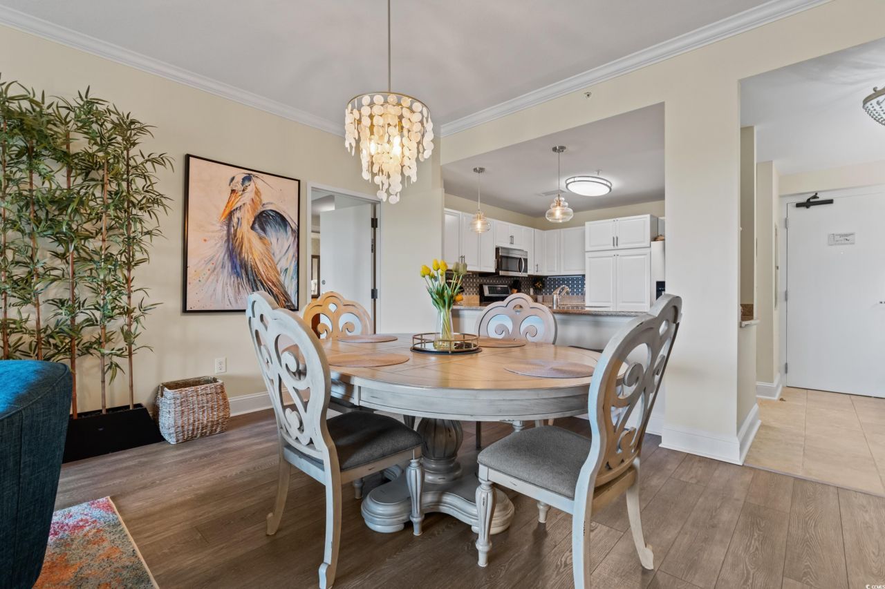 8121 Amalfi Pl. Photo 11