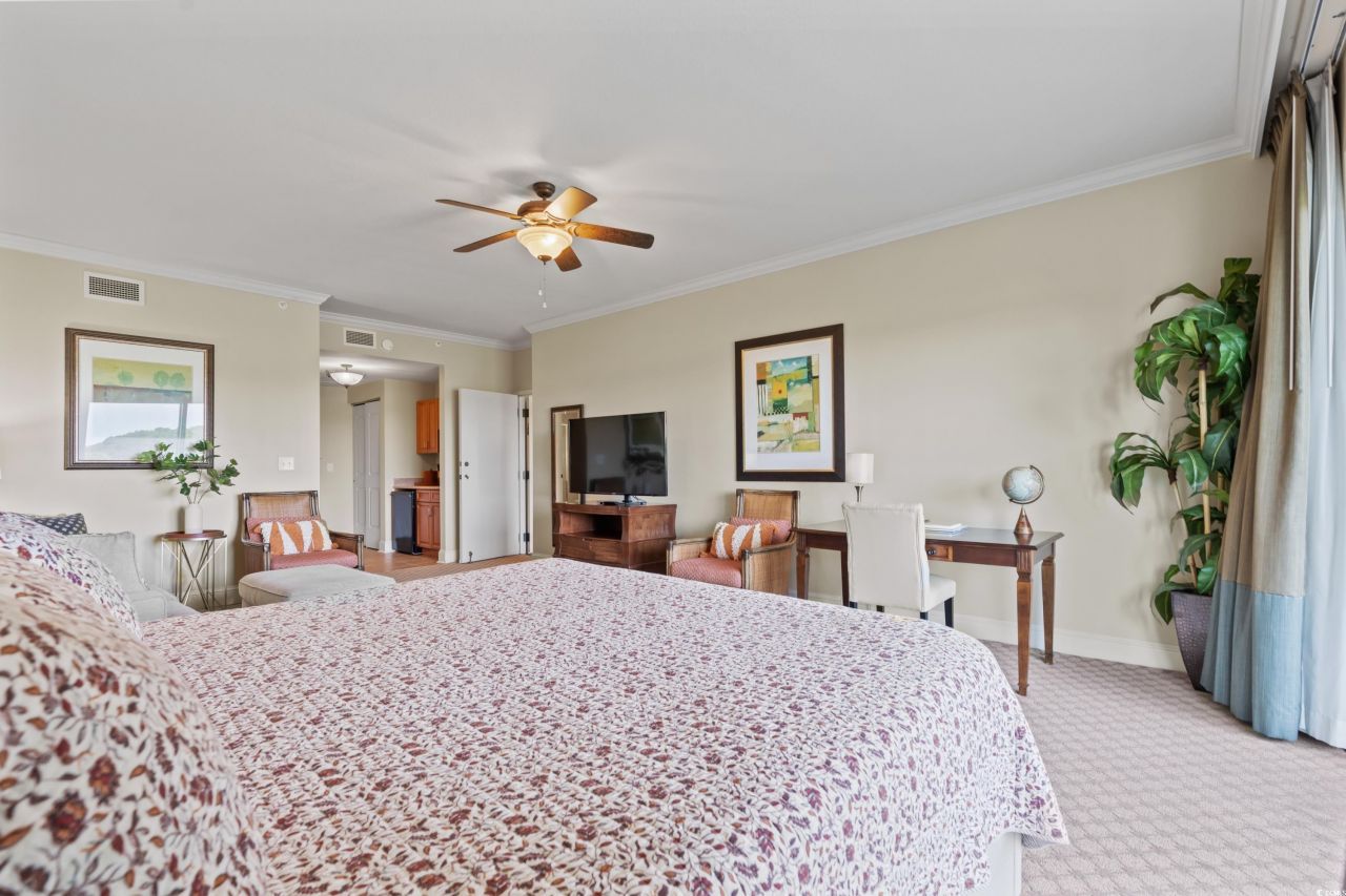 8121 Amalfi Pl. Photo 27