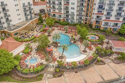 8121 Amalfi Pl. photo 4