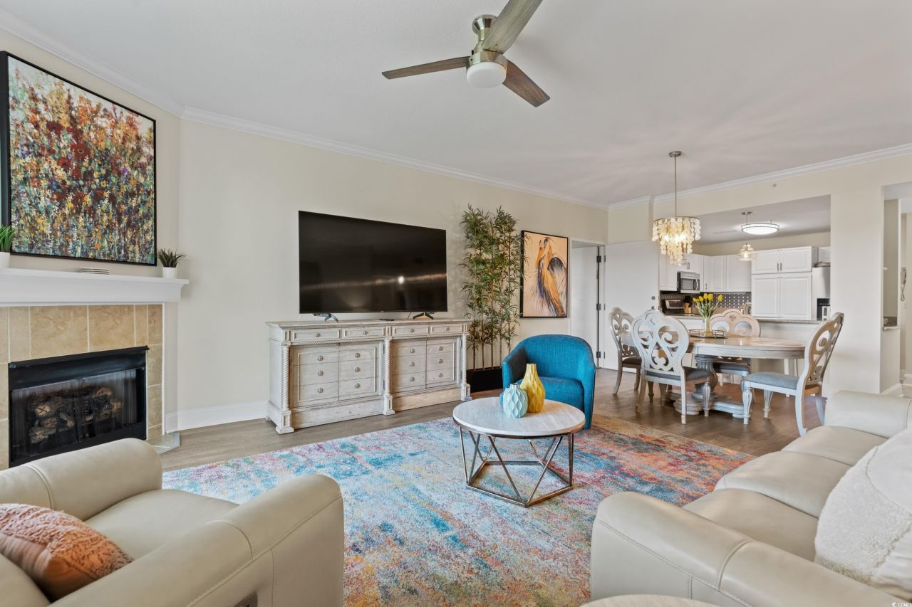 8121 Amalfi Pl. Photo 7