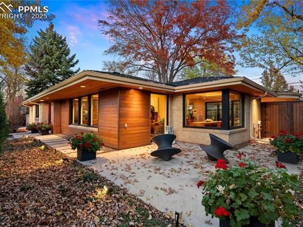 230 Monaco Parkway, Denver, CO 80220