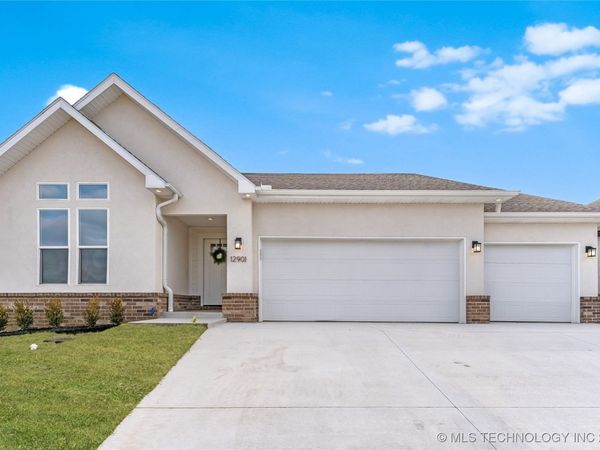 12901 S 21st Place E, Jenks, OK 74037