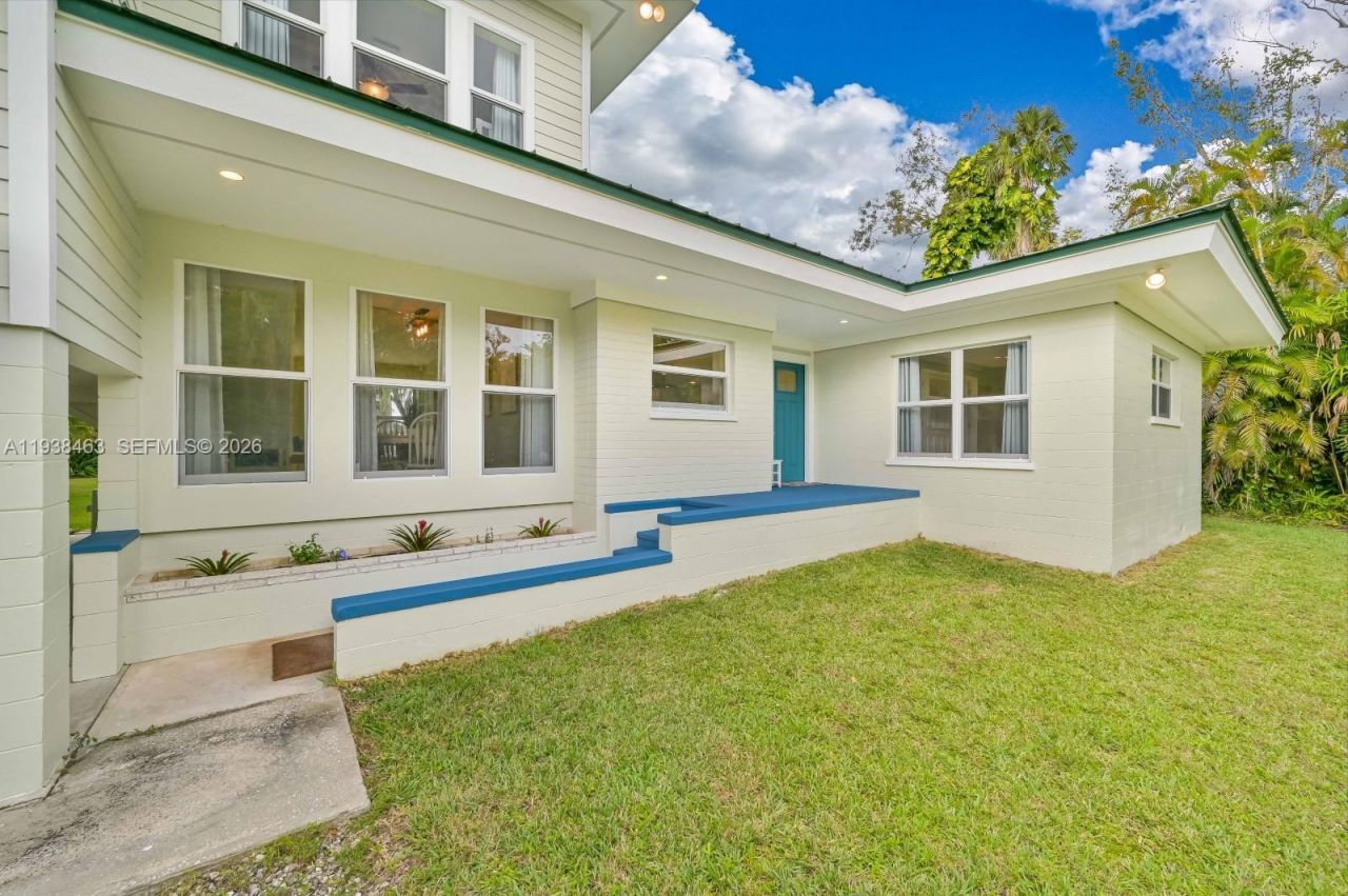 671 Live Oak Ln, La Belle, FL 33935 Photo