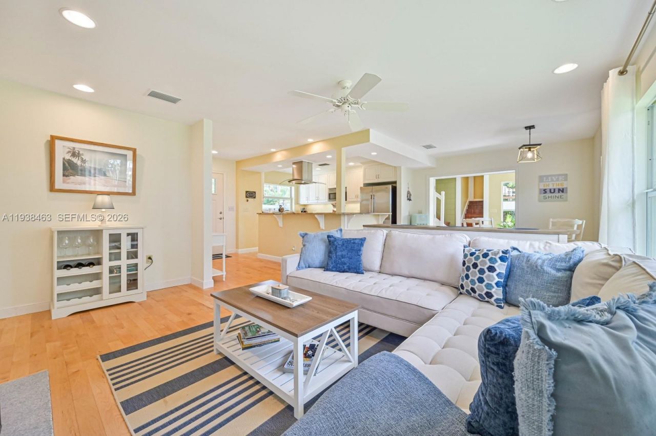 671 Live Oak Ln, La Belle, FL 33935 Photo