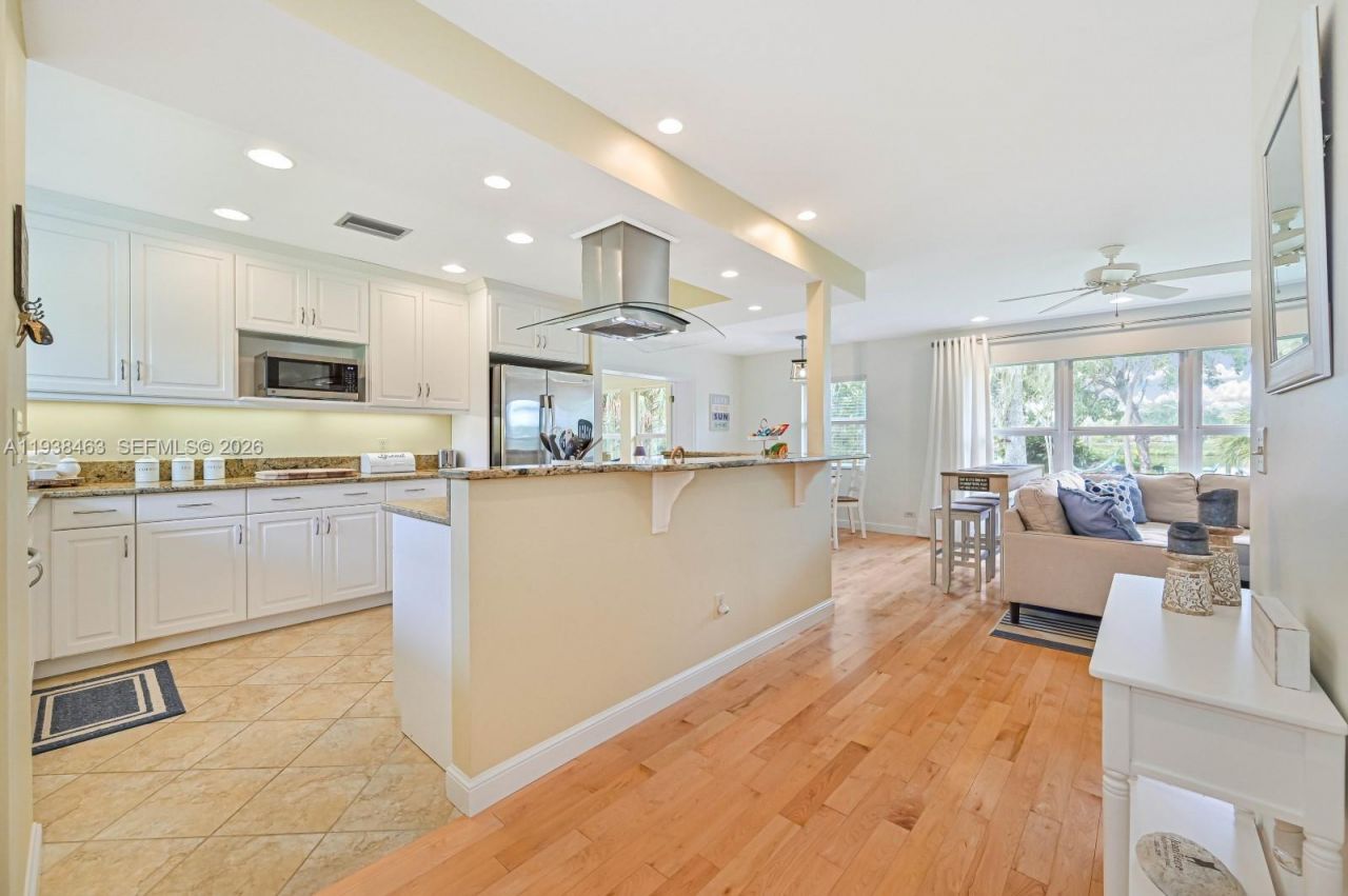 671 Live Oak Ln, La Belle, FL 33935 Photo