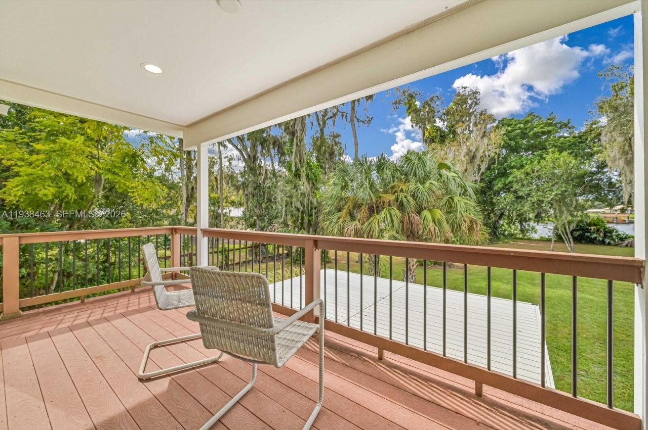 671 Live Oak Ln, La Belle, FL 33935 Photo