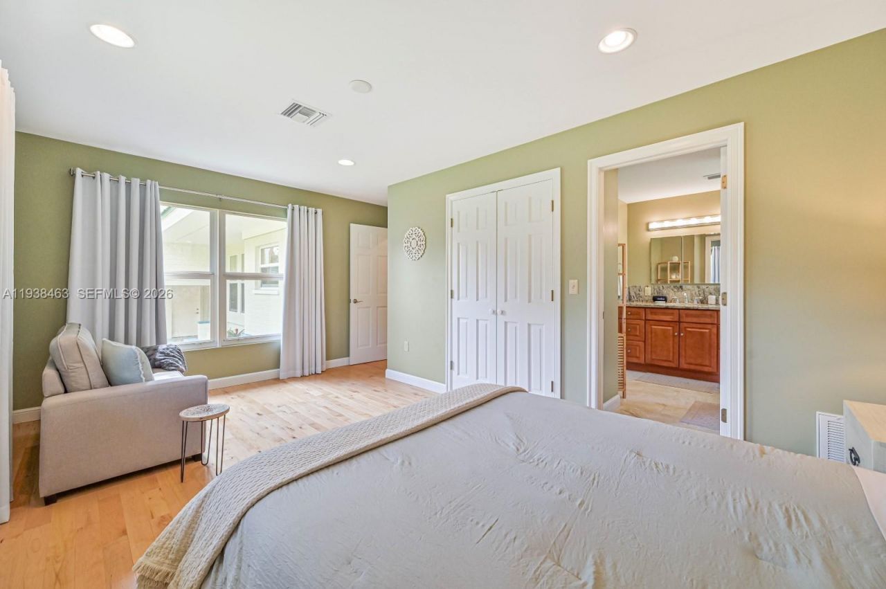671 Live Oak Ln, La Belle, FL 33935 Photo