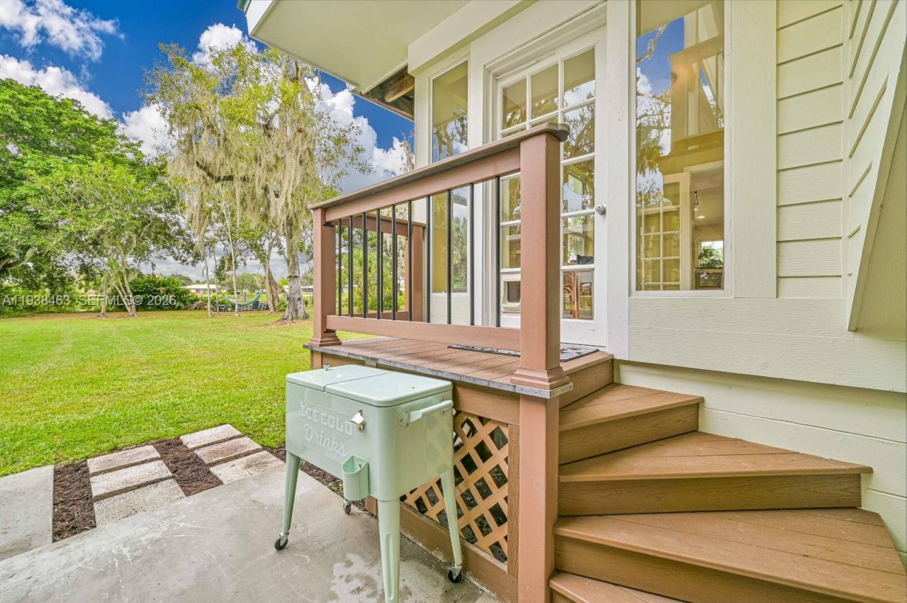 671 Live Oak Ln, La Belle, FL 33935 Photo