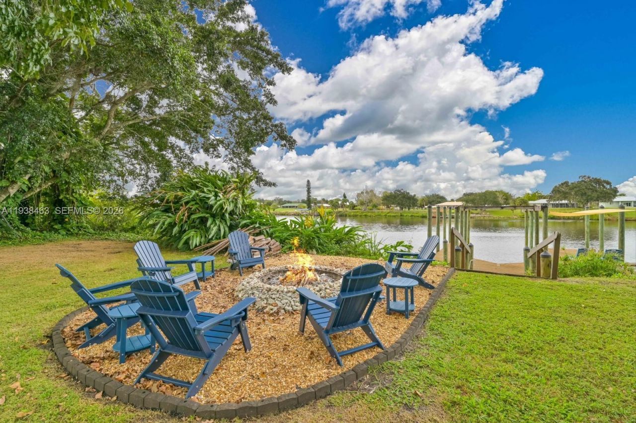 671 Live Oak Ln, La Belle, FL 33935 Photo