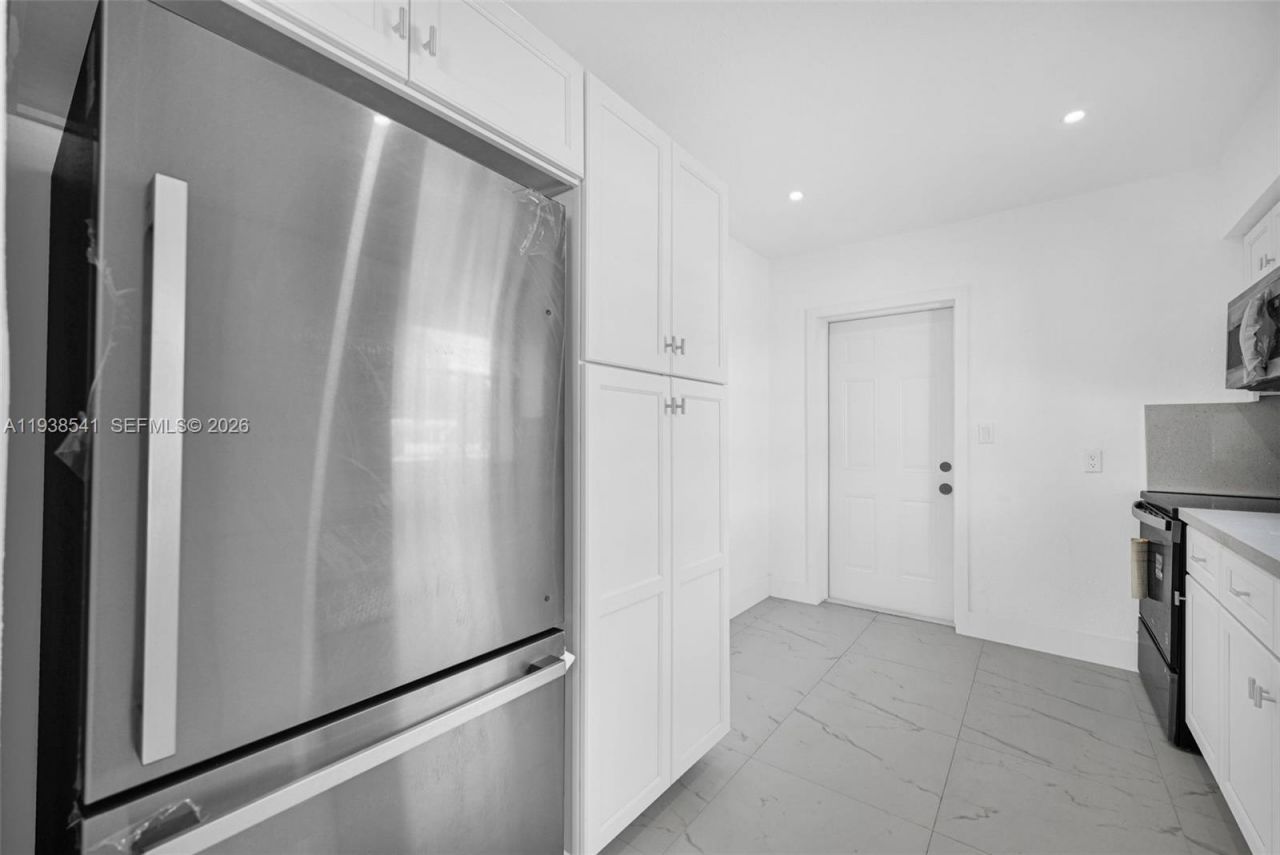 2932 NW 159th St, Miami Gardens, FL 33054 Photo