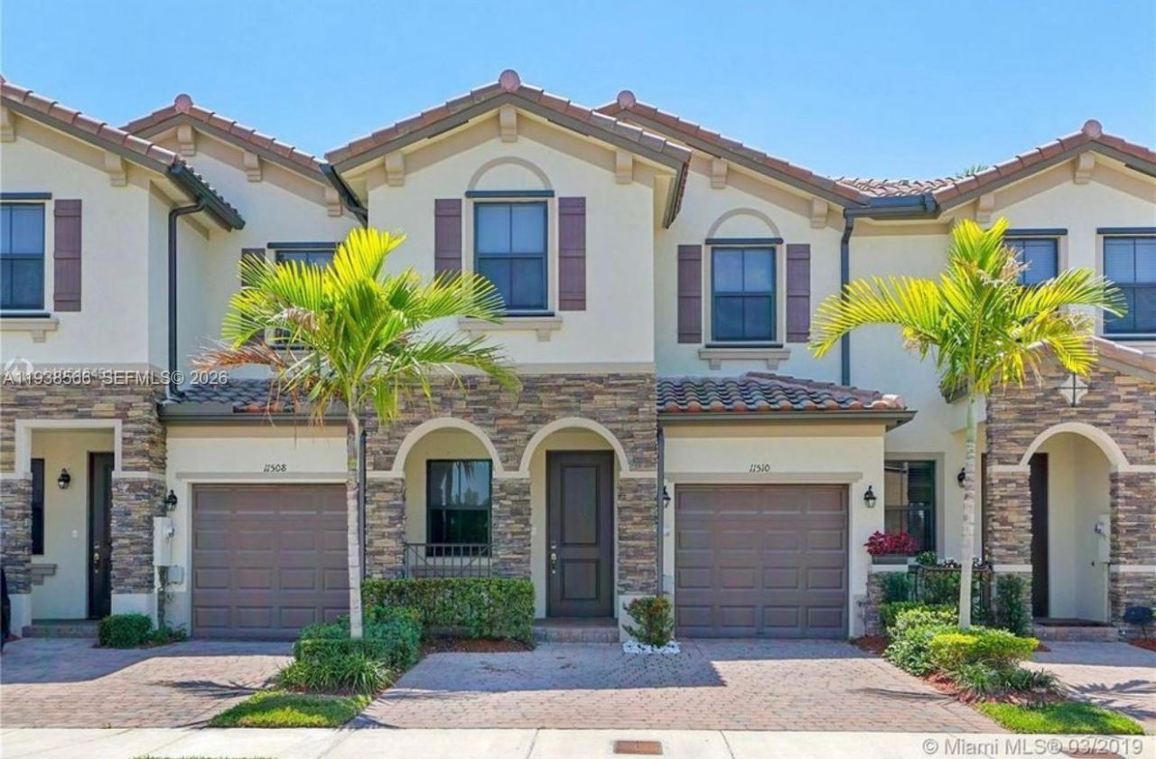 11510 SW 254th St, Homestead, FL 33032 Main Photo