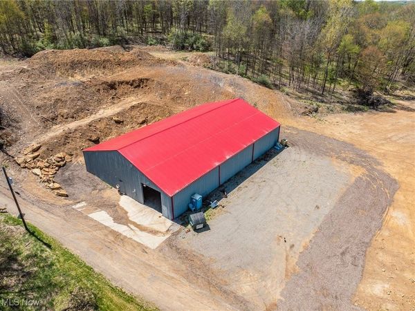 1147 Hope Road NW, Mineral City, OH 44656