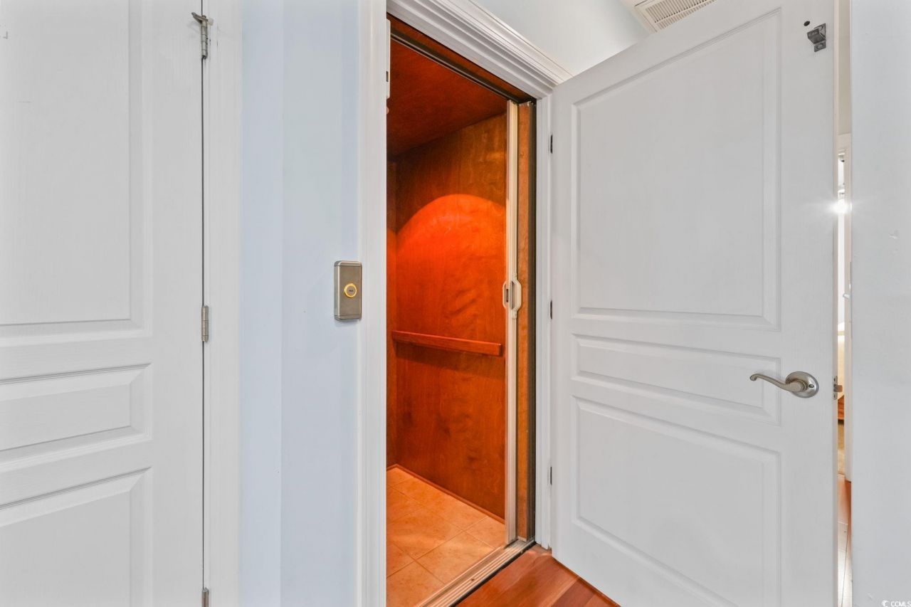 688 Pistoia Ln. Photo 12