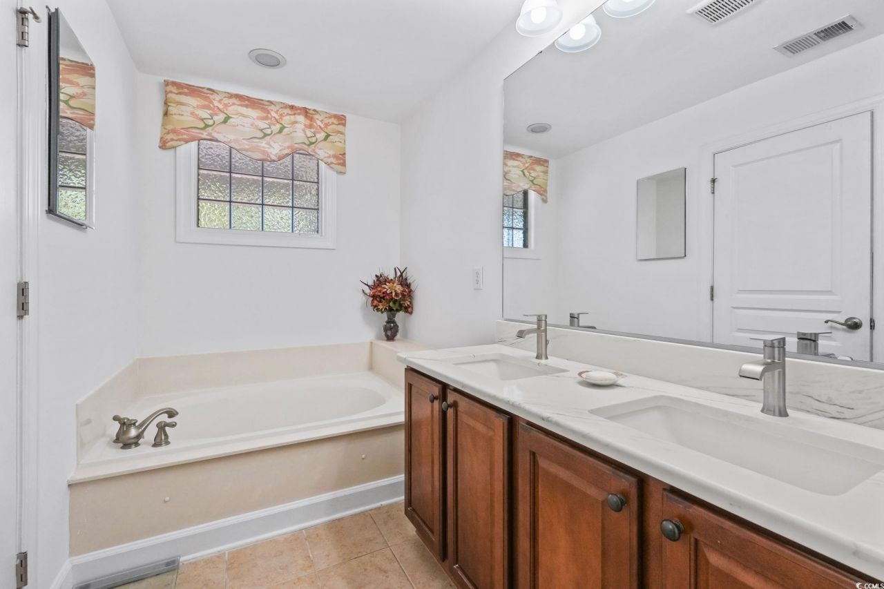 688 Pistoia Ln. Photo 22