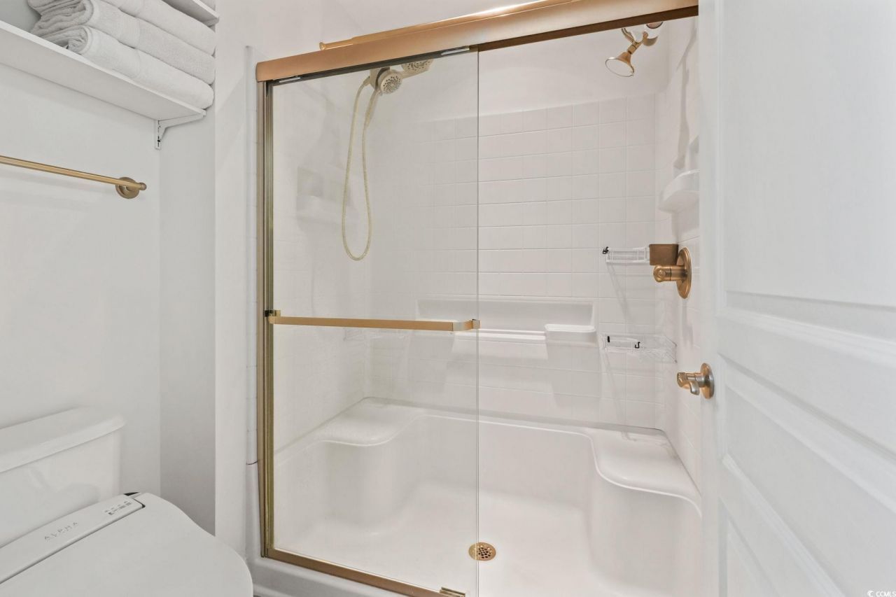 688 Pistoia Ln. Photo 23