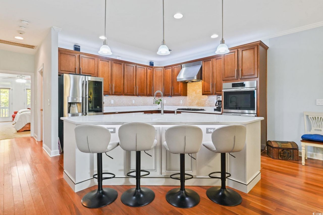 688 Pistoia Ln. Photo 8