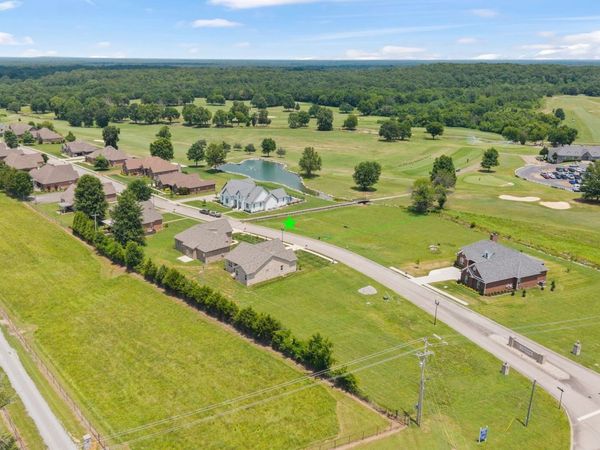 199 Creekside Dr, Lewisburg, TN 37091