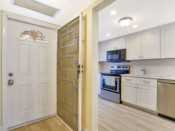 4500 N Federal Hwy, Unit 101A, Lighthouse Point, FL 33064