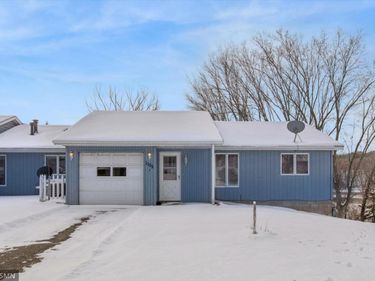 1105 Park Street W, Unit 3, Cannon Falls, MN 55009